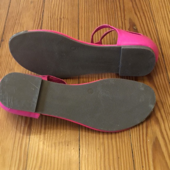 Madden Girl—Hot Pink Sandals with Gold Toe Detail - Picture 5 of 6